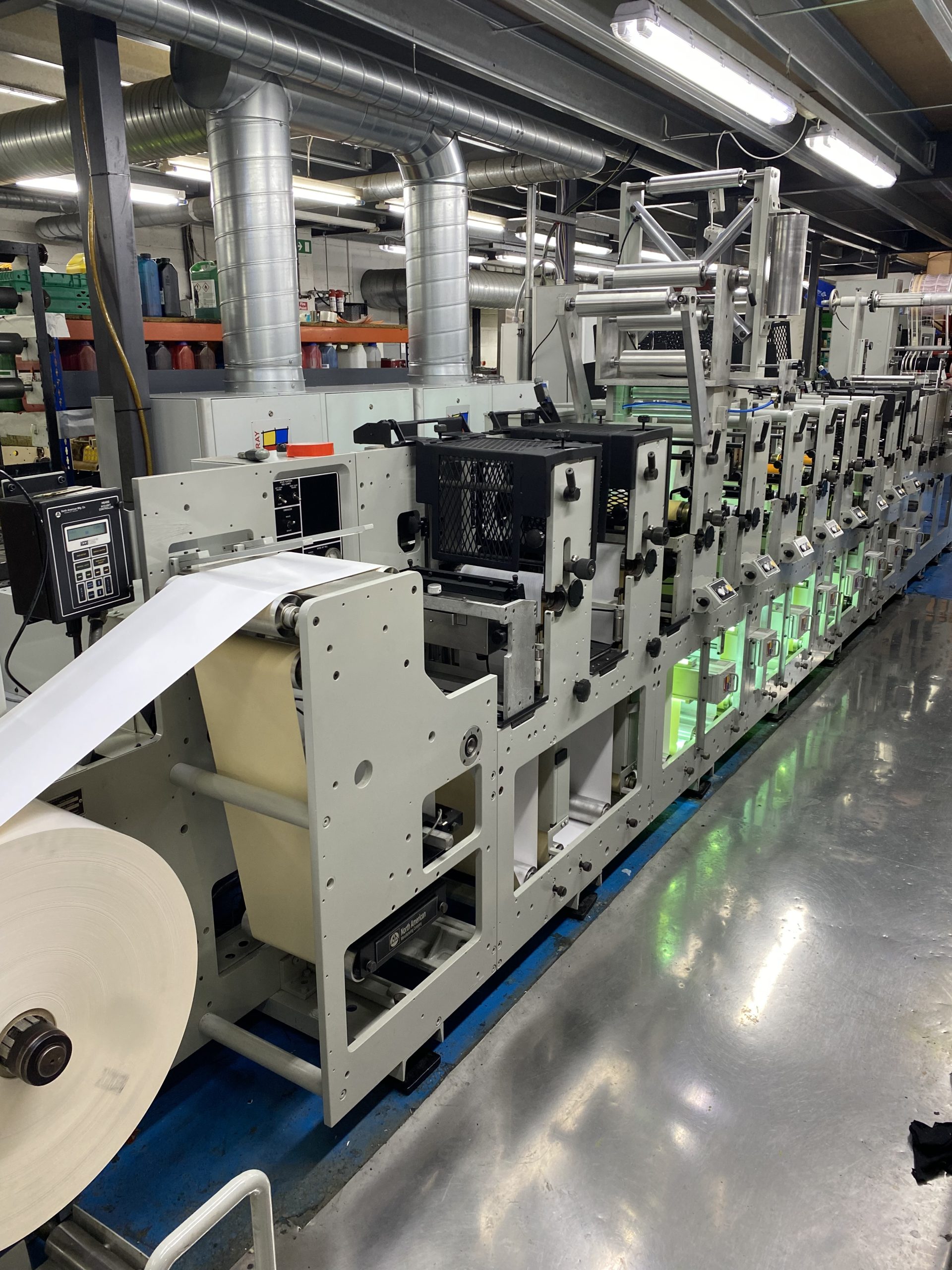Mark Andy 2200 8-Colour flexo press